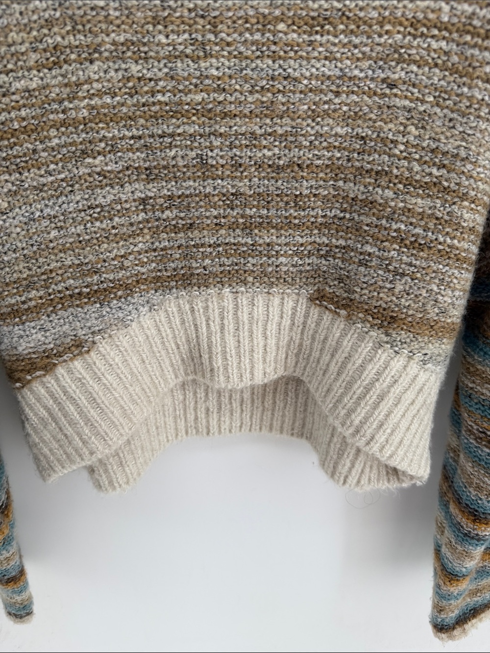 UO Urban Outfitters oversized crewneck striped cropped pullover sweater sz M - Picture 4 of 6